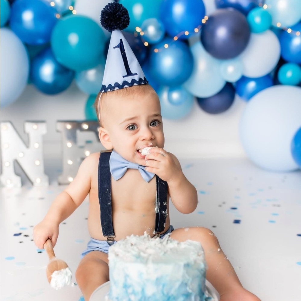 First Birthday Cake Smash Outfit - Size 9-12m